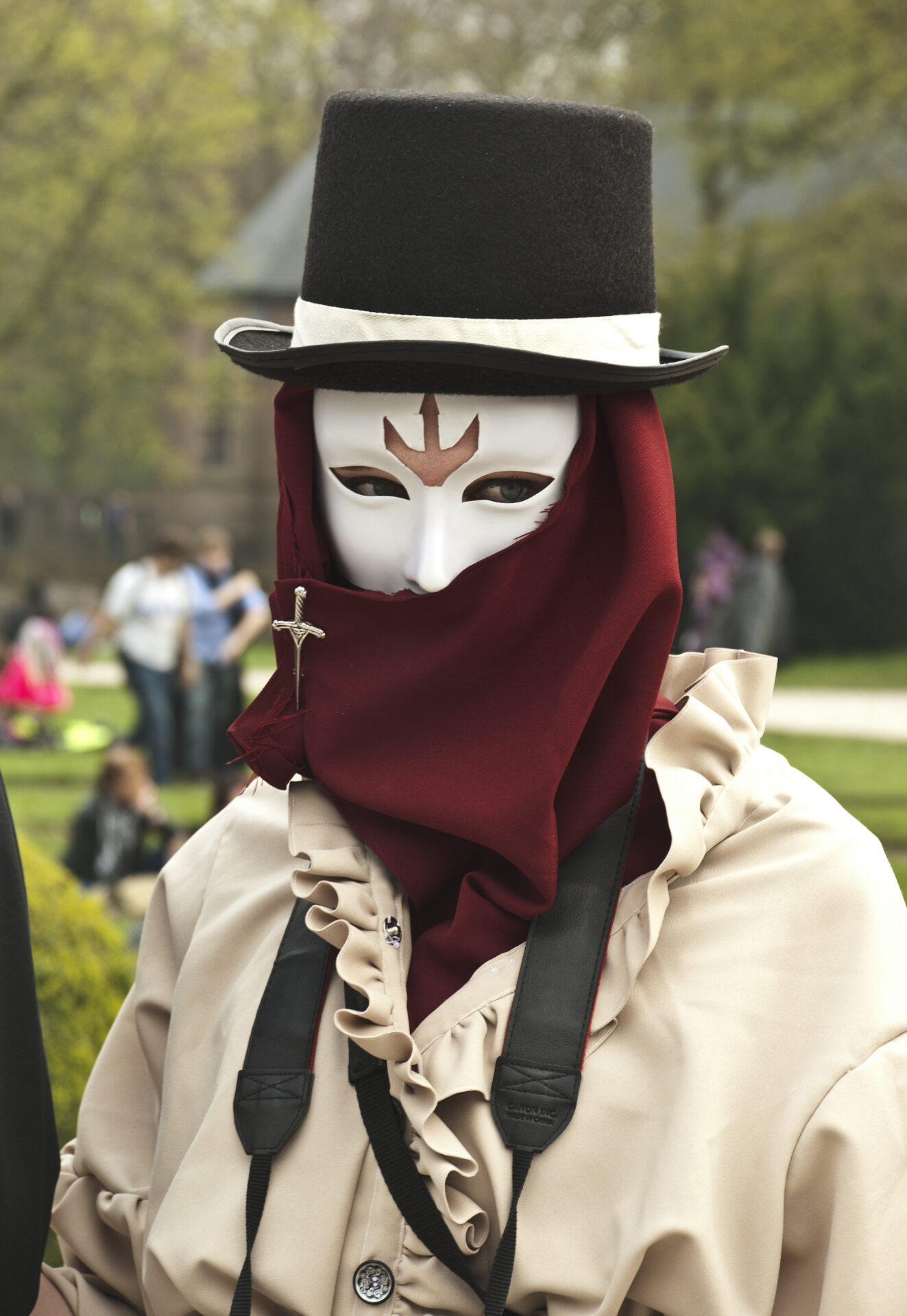 Elf Fantasy Fair Haarzuilens elfia mask hooded figure fair cosplay EFF 7