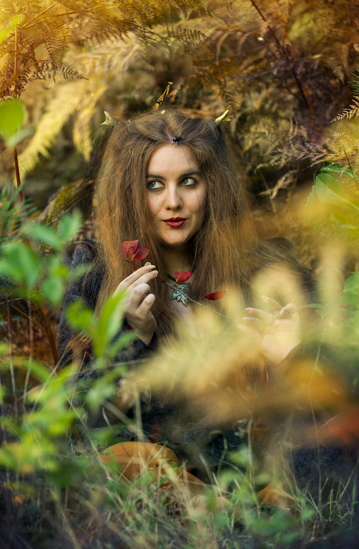 Elvya Dulcimer forest Elf Hobbit fantasy Musician Artist Liesbeth