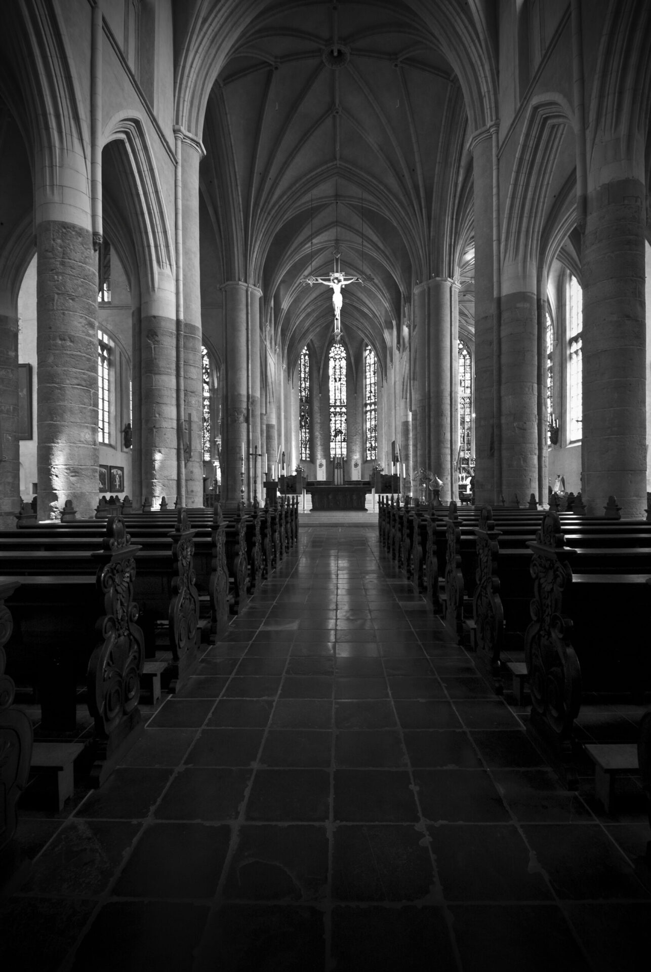 Roermond Sint Christofferkathedraal St. Christopher Cathedra Kerk Stadscentrum Geloof Jezus Limburg 01 scaled