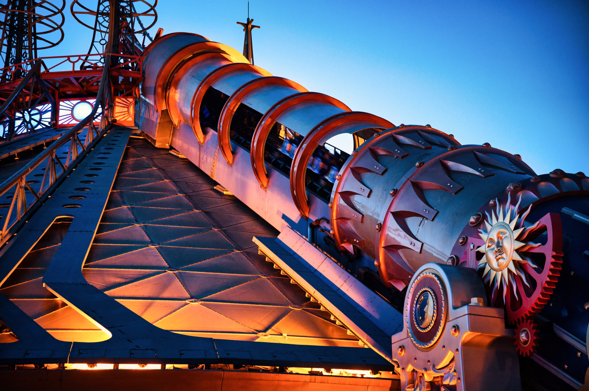 Space Mountain Disneyland Paris Hyper Sunset Discoveryland Canon From the Earth to the Moon
