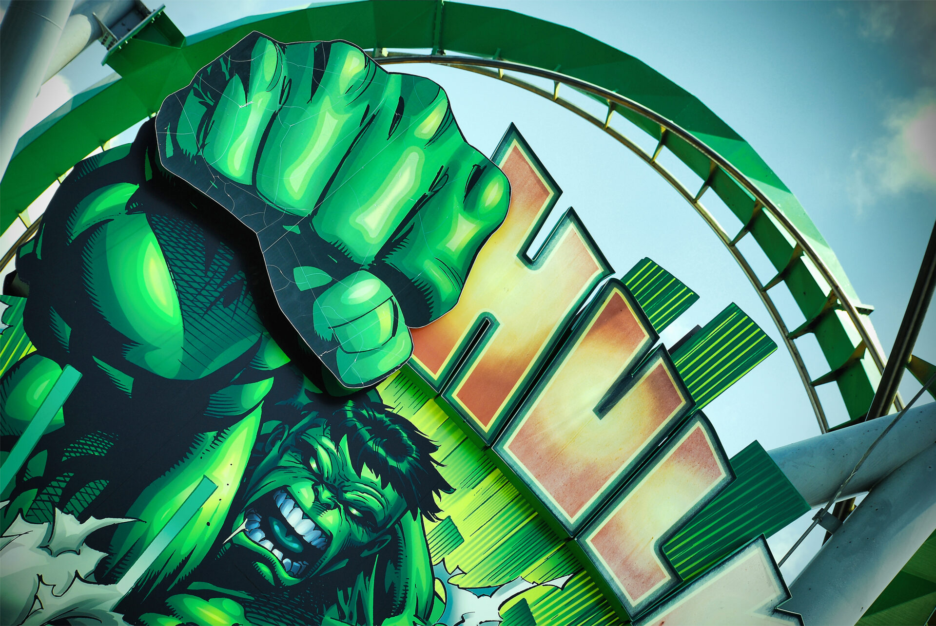 Universal Studios Islands of Adventure incredible Hulk Coaster Rollercoaster